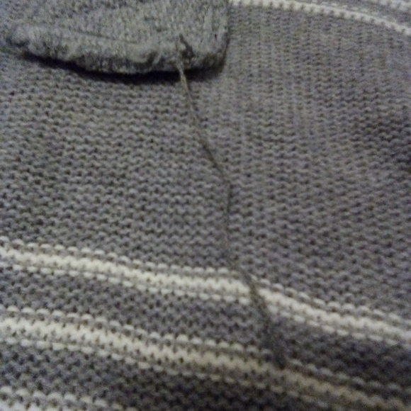 Int Ladies Garment Sportswear Gray Black and White Collared Sweater Size Large - Picture 14 of 16